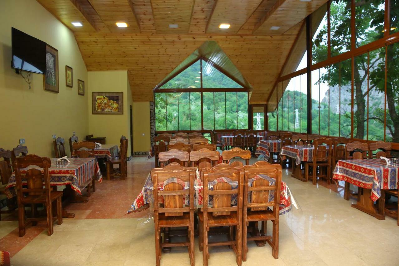 Quba Ugur Hotel Экстерьер фото